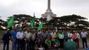 Selman apoya desalojo del campamento anticorrupción del Monumento a los Héroes de la Restauración