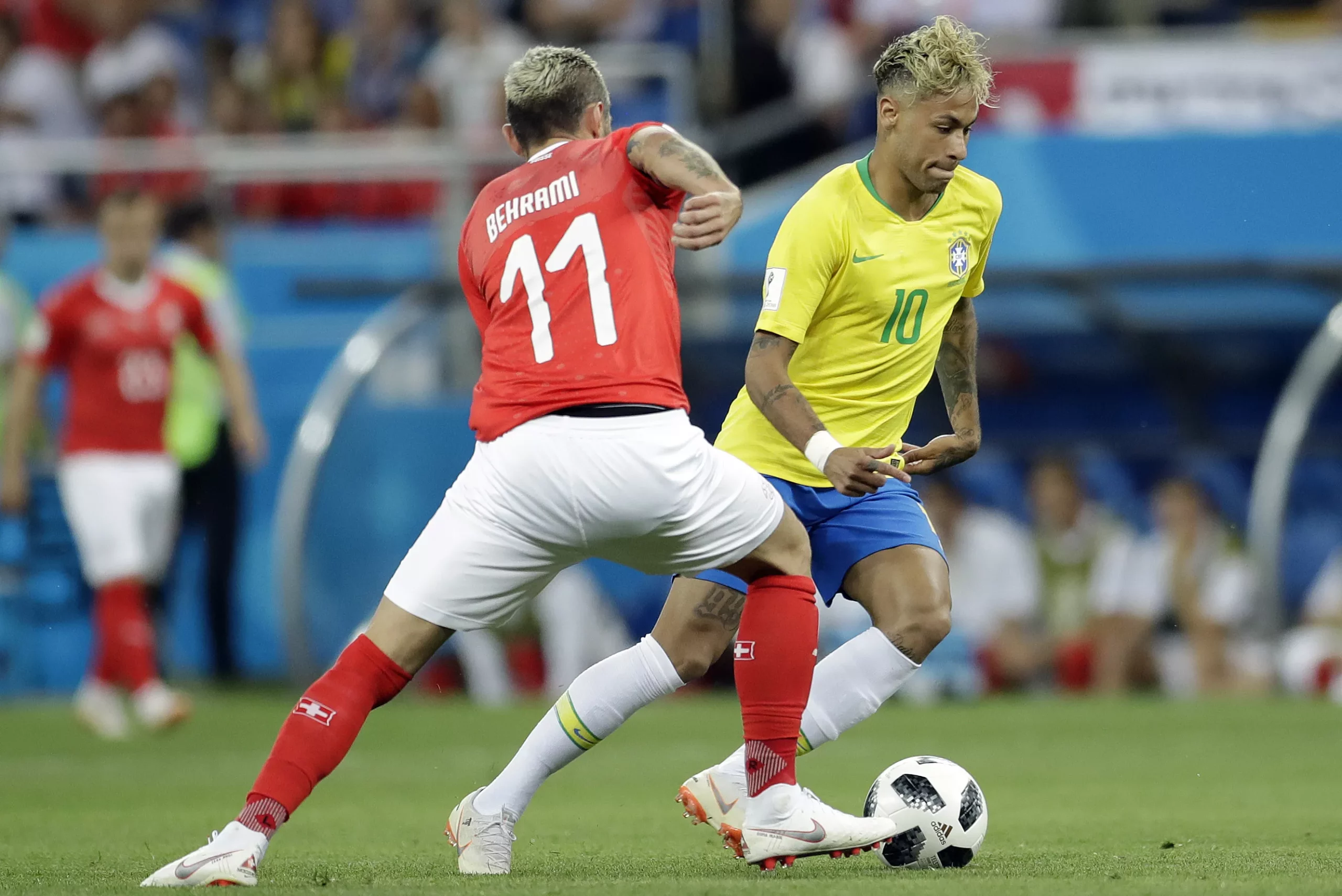 Neymar juega de inicio ante Suiza en Mundial 2018