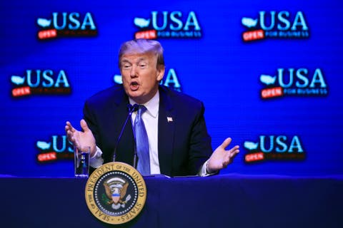 Donald Trump defiende sus duras políticas migratorias