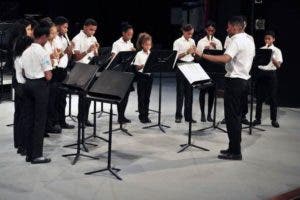 Jóvenes músicos de La Nueva Barquita participan en festival internacional de bandas musicales