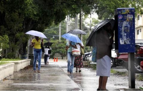 Meteorología pronostica chubascos para este sábado por vaguada