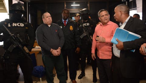 Estados Unidos extradita dominicano vinculado en muerte de agente DNCD en Baní