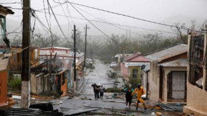 Tormenta Isaías: casi medio millón de puertorriqueños sin luz tras su paso