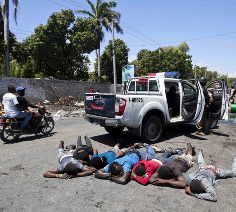 La violencia y los saqueos matizan huelga en Haití