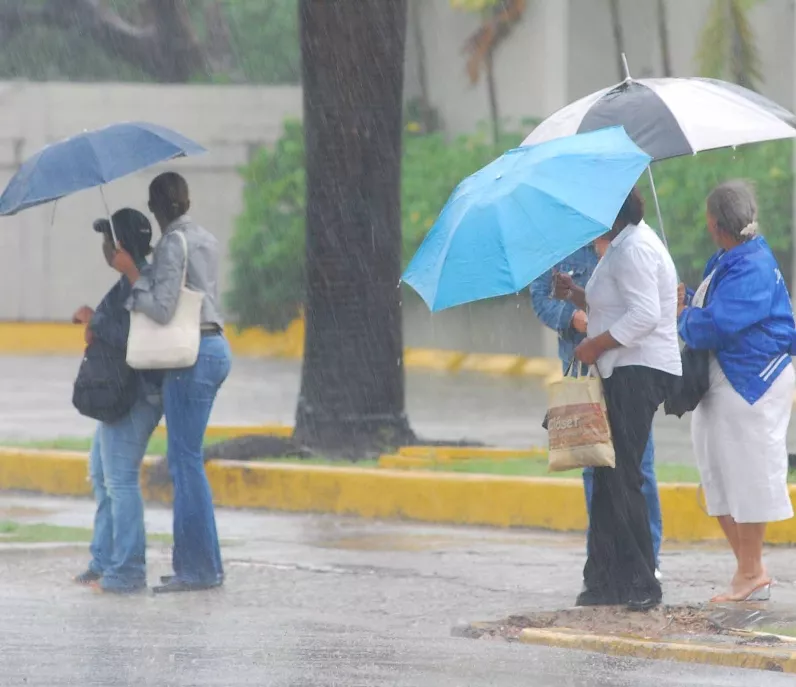 Meteorología: Onda tropical provocará aguaceros