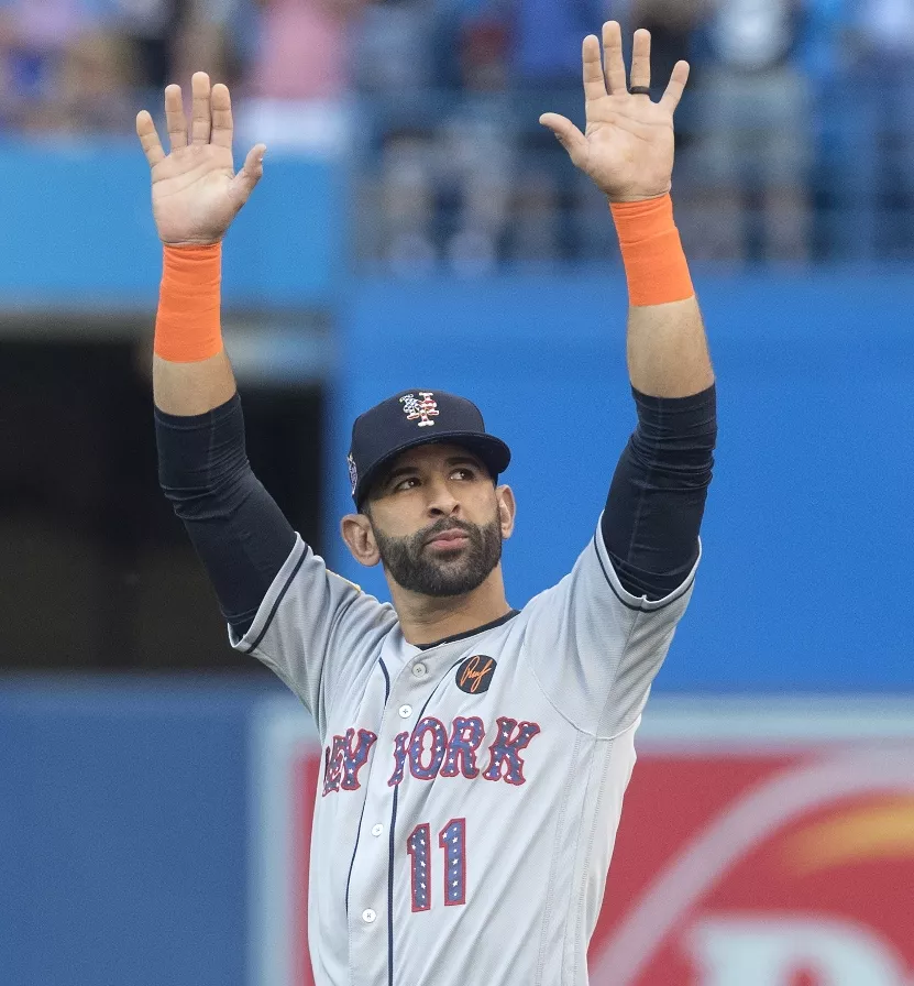 José Bautista se resiste a pensar colgar los “spikes”