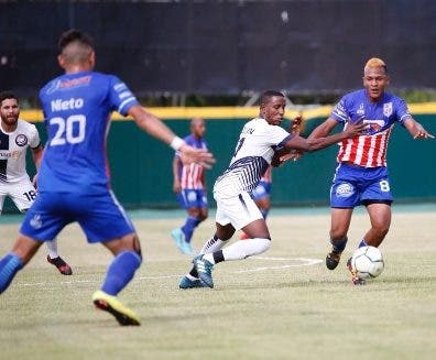 San Francisco golea a los Defines en la Liga Dominicana de Fútbol