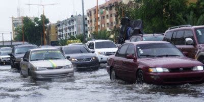 Remanentes de Kirk continuarán provocando aguaceros, informa Meteorología