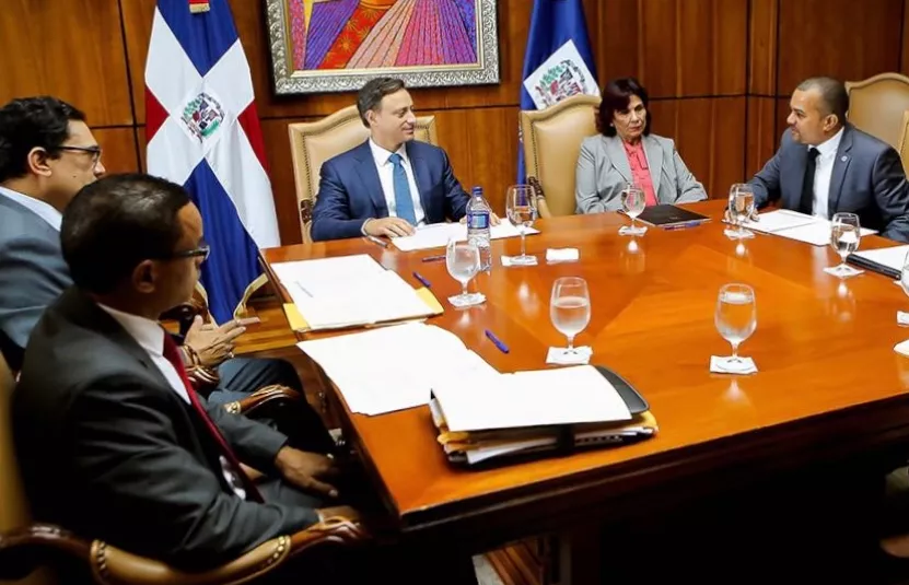 6_nacionales_24_1p01