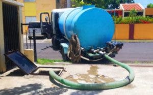 Prolongada falta de agua afecta en el Kenneddy