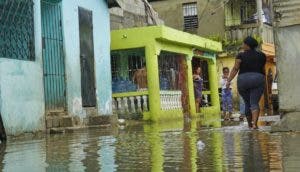 COE reporta 7, 930 desplazados y 19 comunidades incomunicadas por lluvias