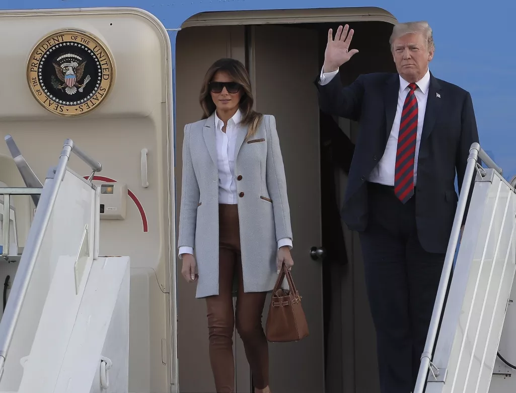 Trump llega a Finlandia para encuentro con Putin