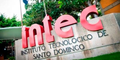 Estudiantes de INTEC exponen potencial de la industria manufacturera local