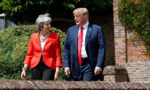 Los políticos británicos arropan a May tras el ataque de Trump