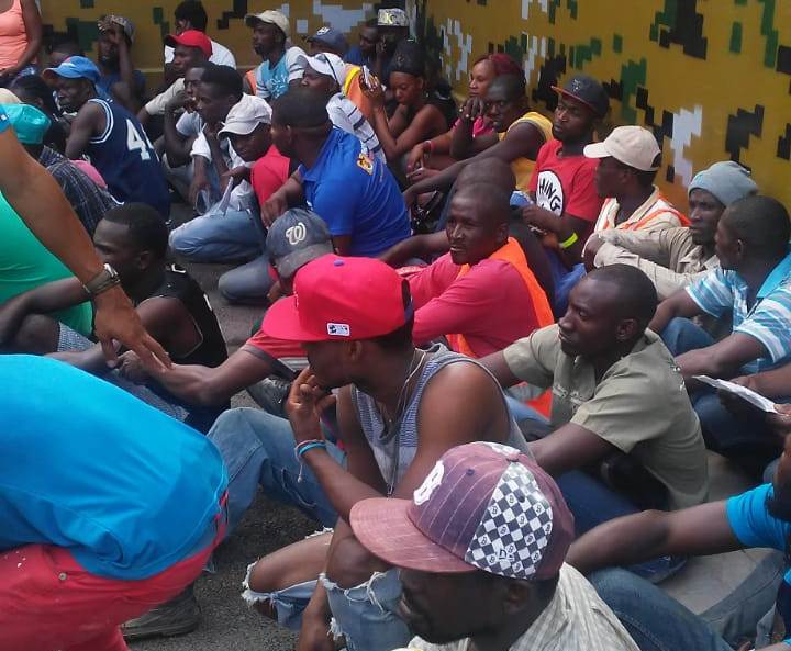 Detienen a 186 haitianos que trataron de llegar ilegalmente a Bahamas