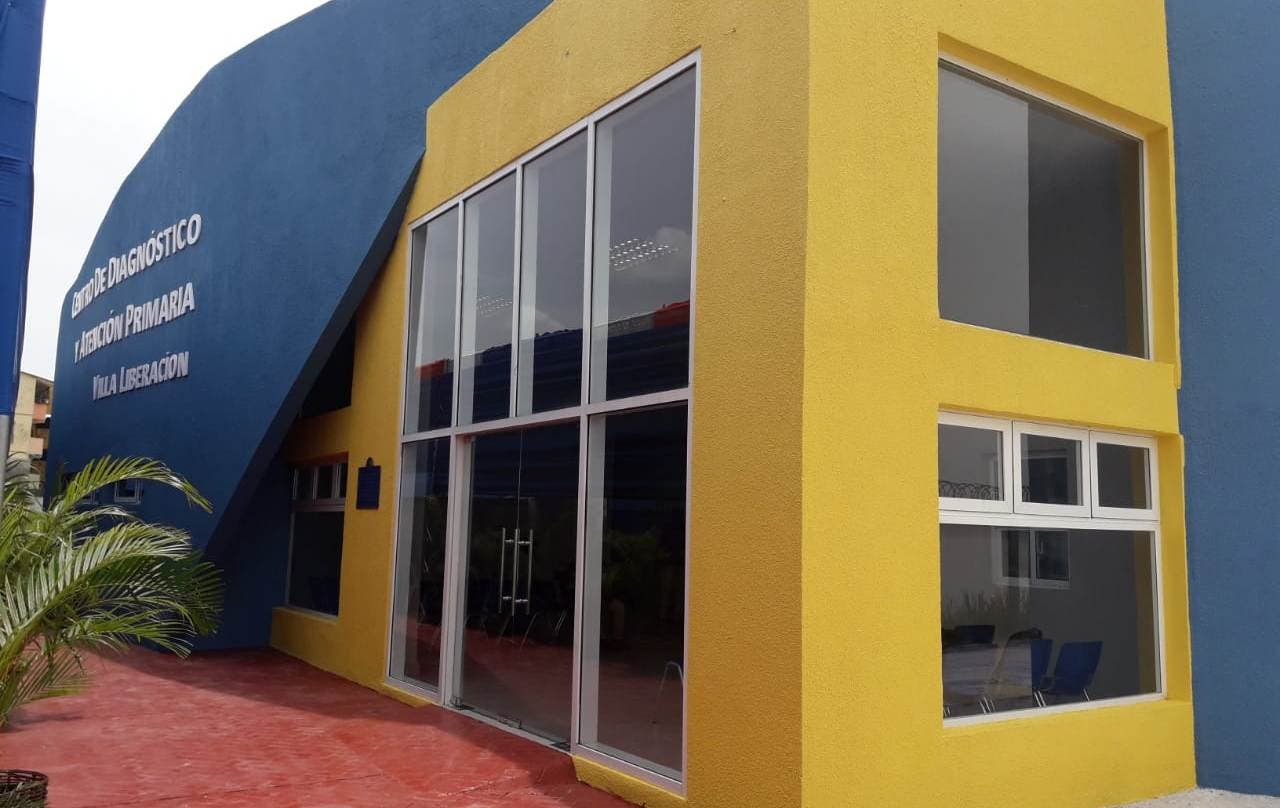 Presidente Danilo Medina entrega un Centro de Diagnóstico y Atención Primaria en Villa Liberación