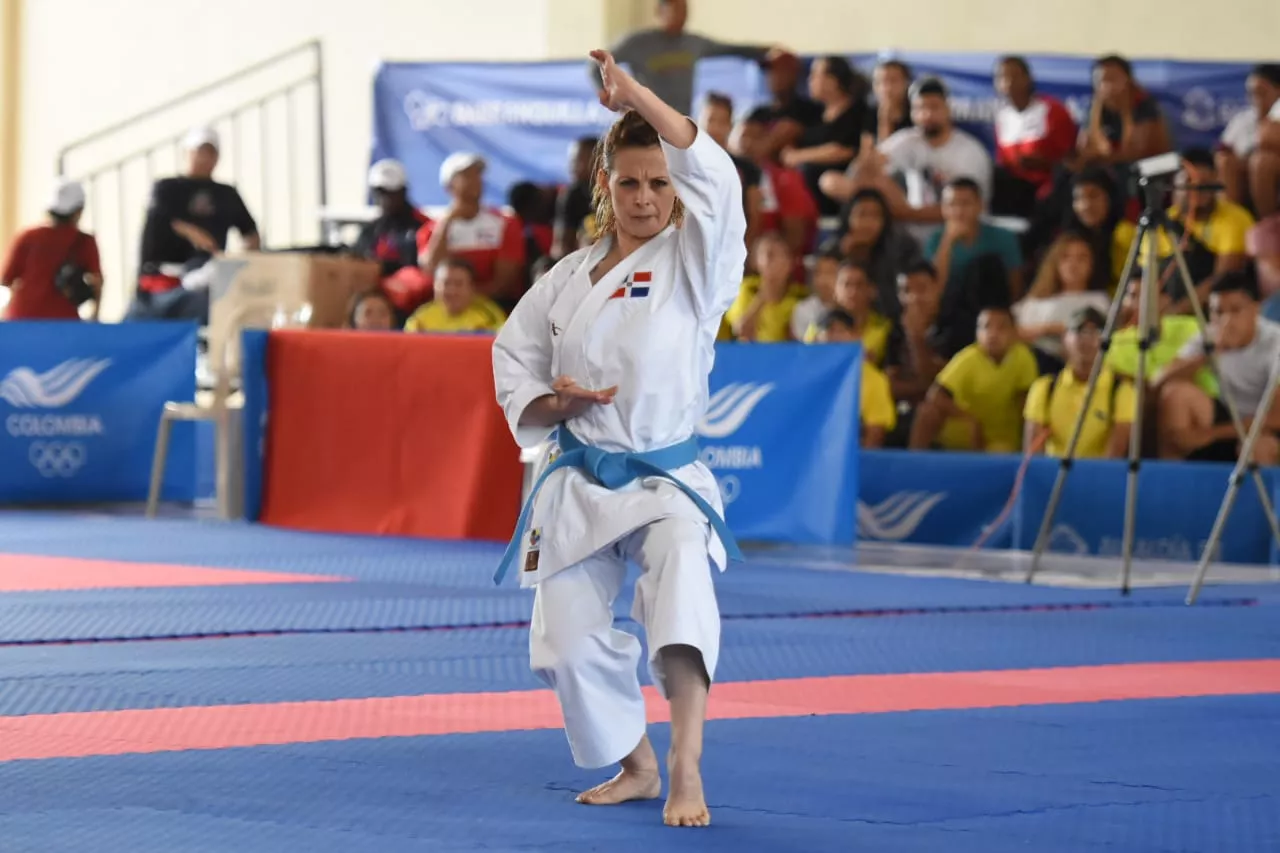 María Dimitrova gana oro en kata en los Juegos Centroamericanos y del Caribe