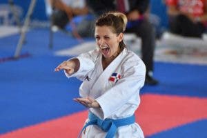 Presea para RD: María Dimitrova asegura medalla de plata en Karate y va por el oro esta tarde