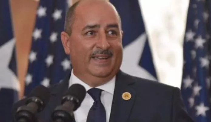 secretario-de-agricultura-carlos-flores