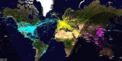 Los fascinantes mapas que muestran los miles de vuelos que cruzan los cielos cada día (y los planes de la NASA para mejorar el tráfico aéreo)