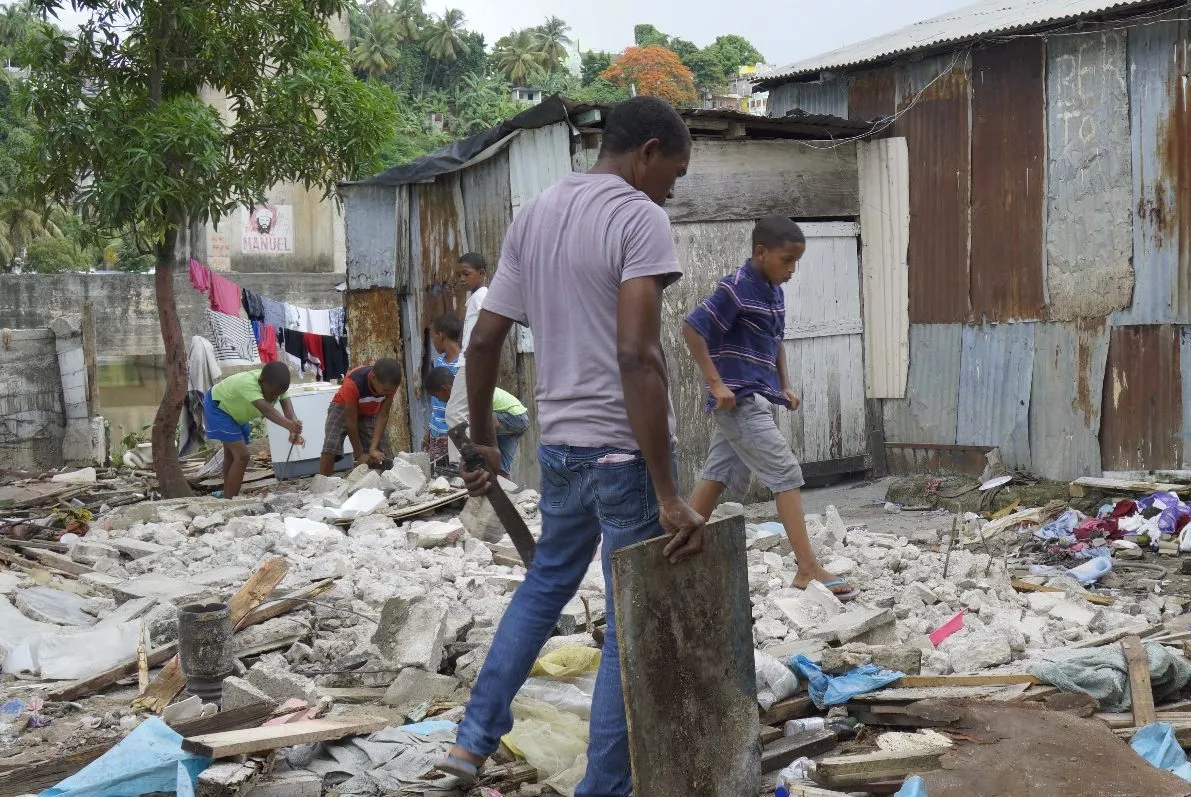 En La Ciénaga piden mejores pagos por casas