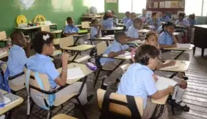 Expertos regionales discuten buenas políticas educativas