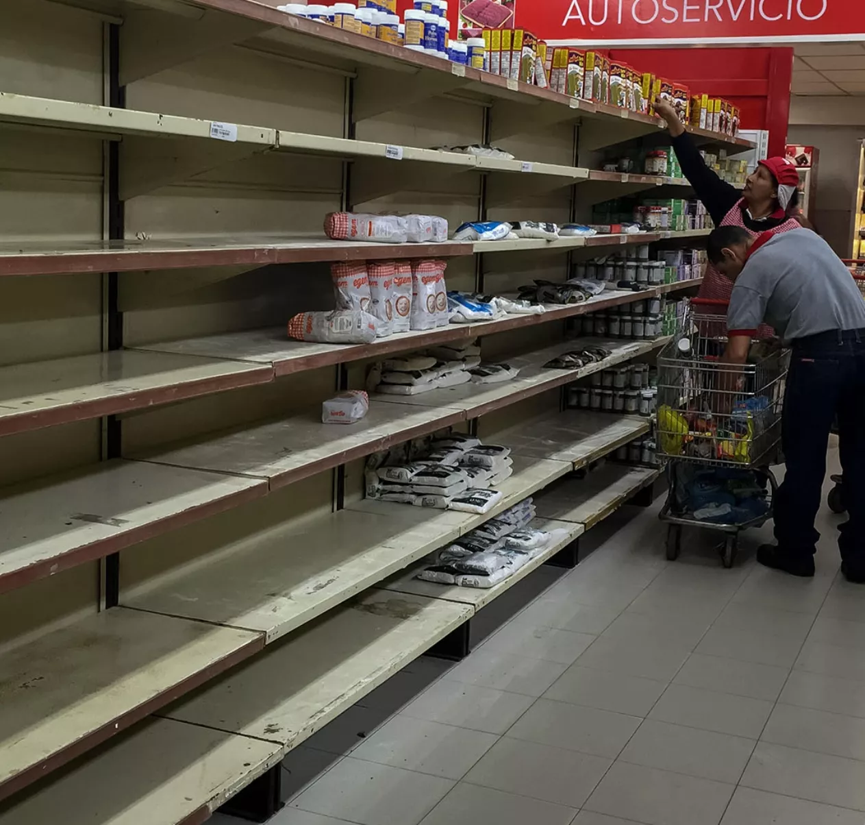 Control de precios hace desaparecer los productos básicos de Venezuela