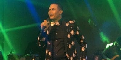 Raulín recorre su trayectoria  musical en show