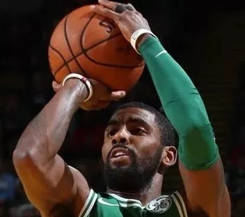 Los Celtics esperan por Kyrie Irving y Gordon Hayward