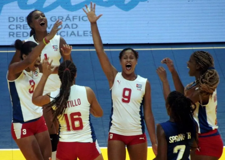 Dominicanas caen ante Cuba en Norceca