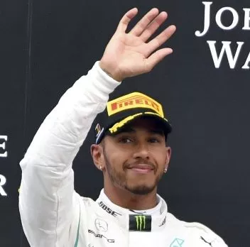 Lewis Hamilton destaca la gran maniobra Vettel