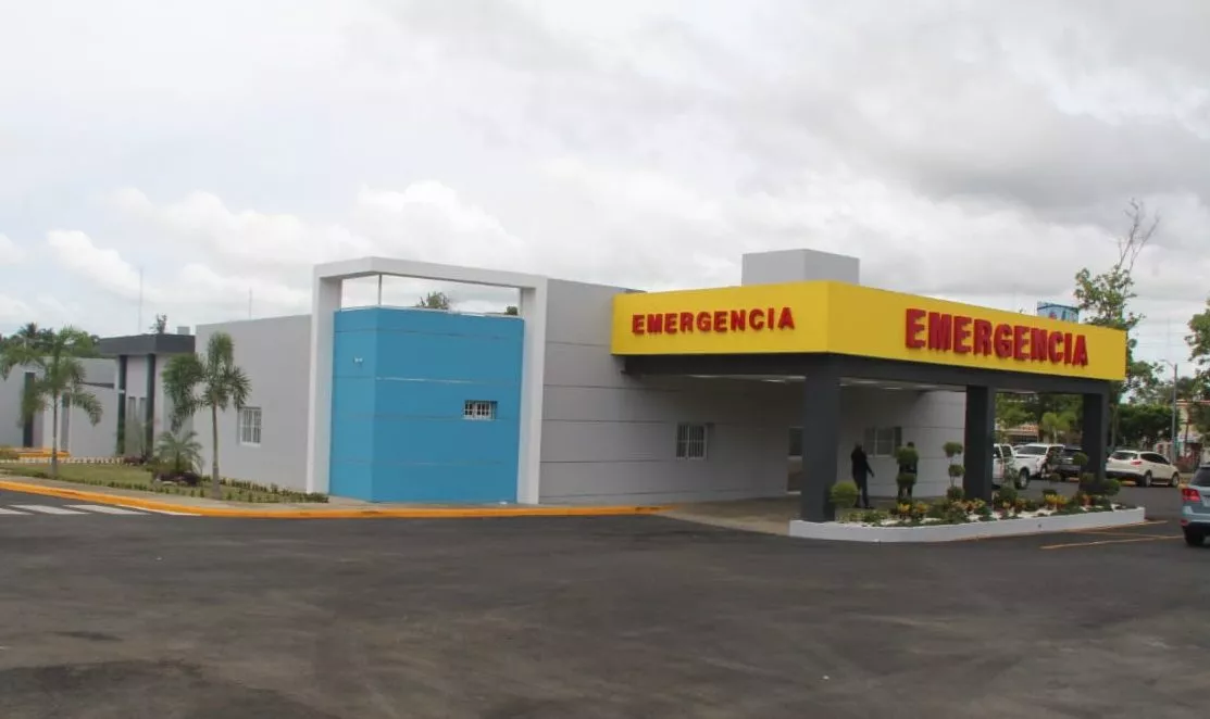 Danilo Medina entrega hospital Inmaculada Concepción en Cotuí