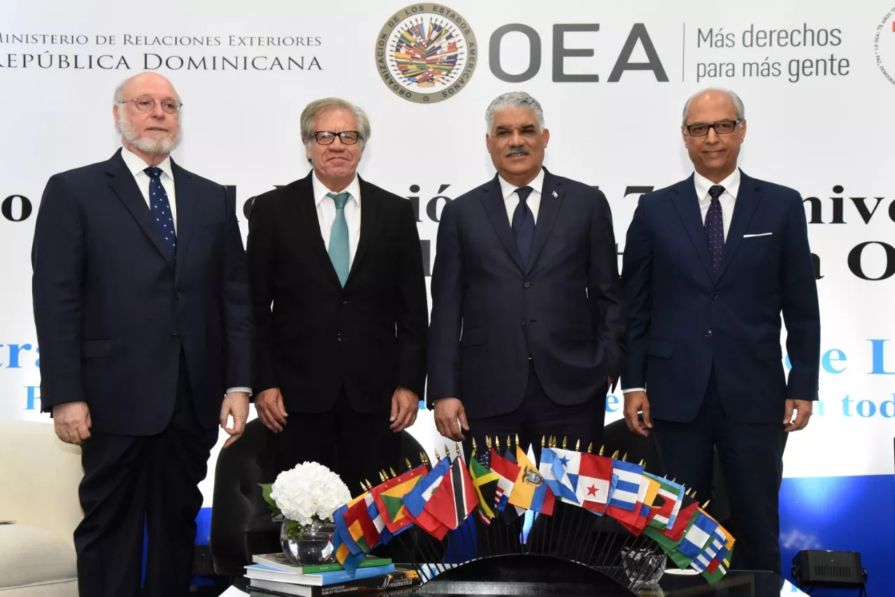 Canciller Miguel Vargas saluda actitud de la OEA ante República Dominicana