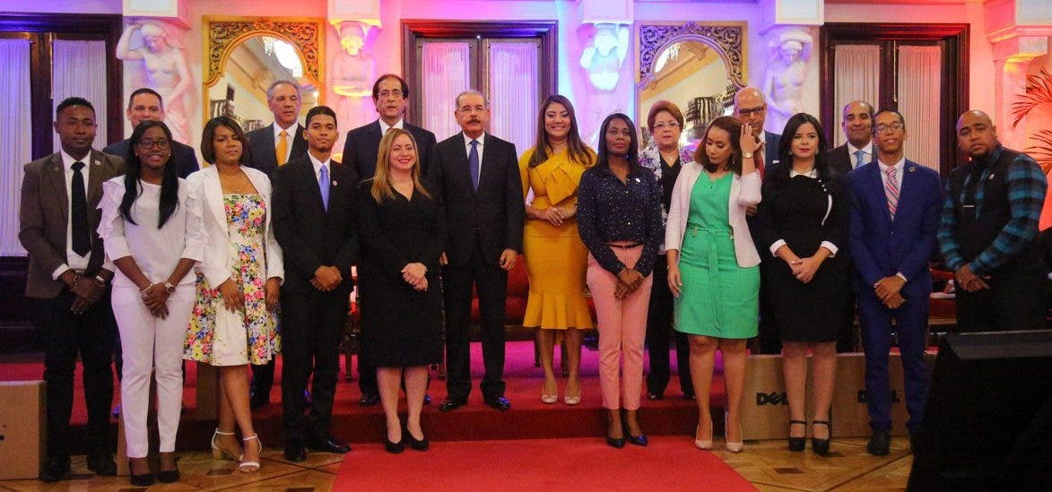 Danilo Medina anuncia el Plan “Mi Primer Empleo” y la nueva “Ruta República Digital”