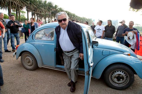 Mujica, una estrella en Venecia que no abandona su compromiso político