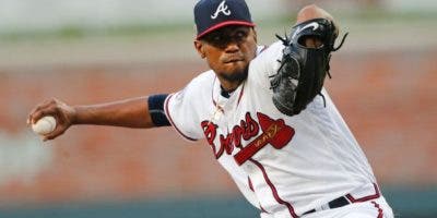 Julio Teherán hace historia con jonrón para Colombia