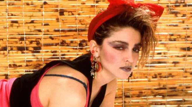 ¿Se refiere Madonna a República Dominicana en la canción 