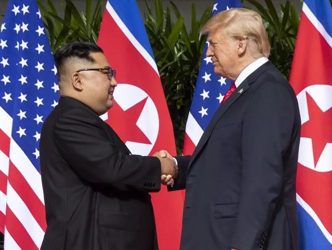 kim_jong-un-y-donald-trump-21082018-dan-scavino-reutilizacion