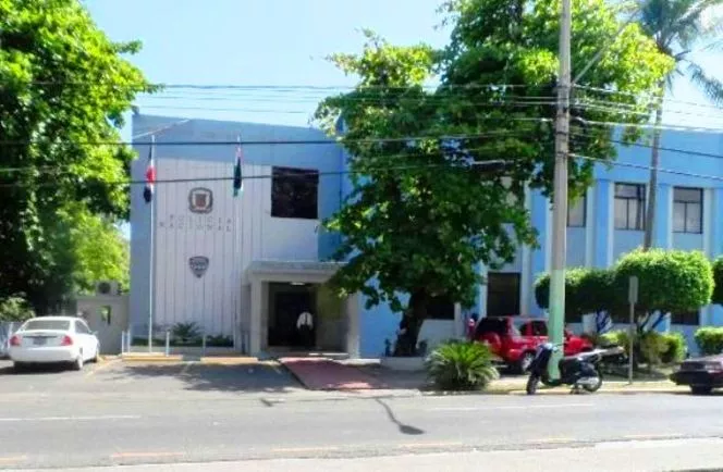 Patrulla policial hiere dos hombres en Puerto Plata tras supuestamente intentar robar motocicleta