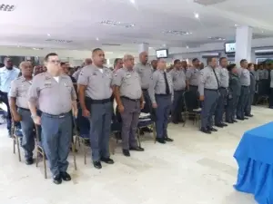 Policía admite muchos de sus agentes están «fuera de forma» y da inicio a programa “Tu Peso Ideal”