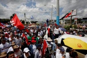 Miles de sandinistas marchan en apoyo a Ortega y piden justicia por crímenes