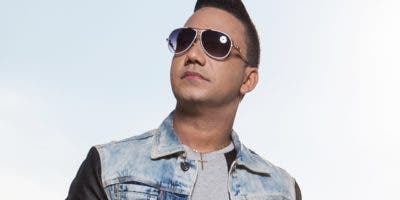 Elvis Martínez aseguró su éxito cuidando las letras de sus canciones
