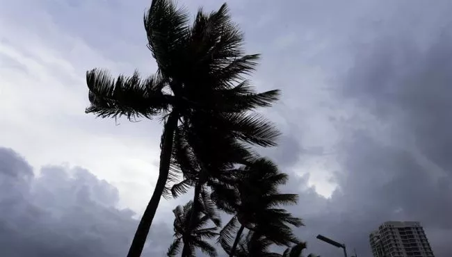 Las Antillas Menores preparan refugios ante al paso de la tormenta Isaac