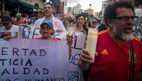 Cientos de trabajadores venezolanos protestan por medidas económicas