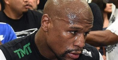 Pelea de Mayweather Jr. es reprogramada para el sábado en Dubai