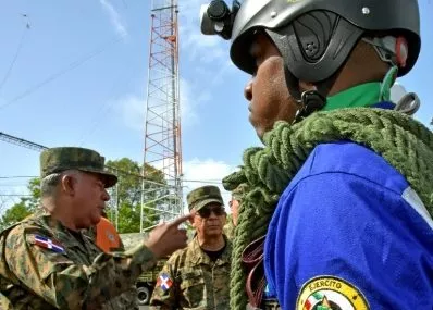 Ejército activa brigadas por efectos de “Isaac”