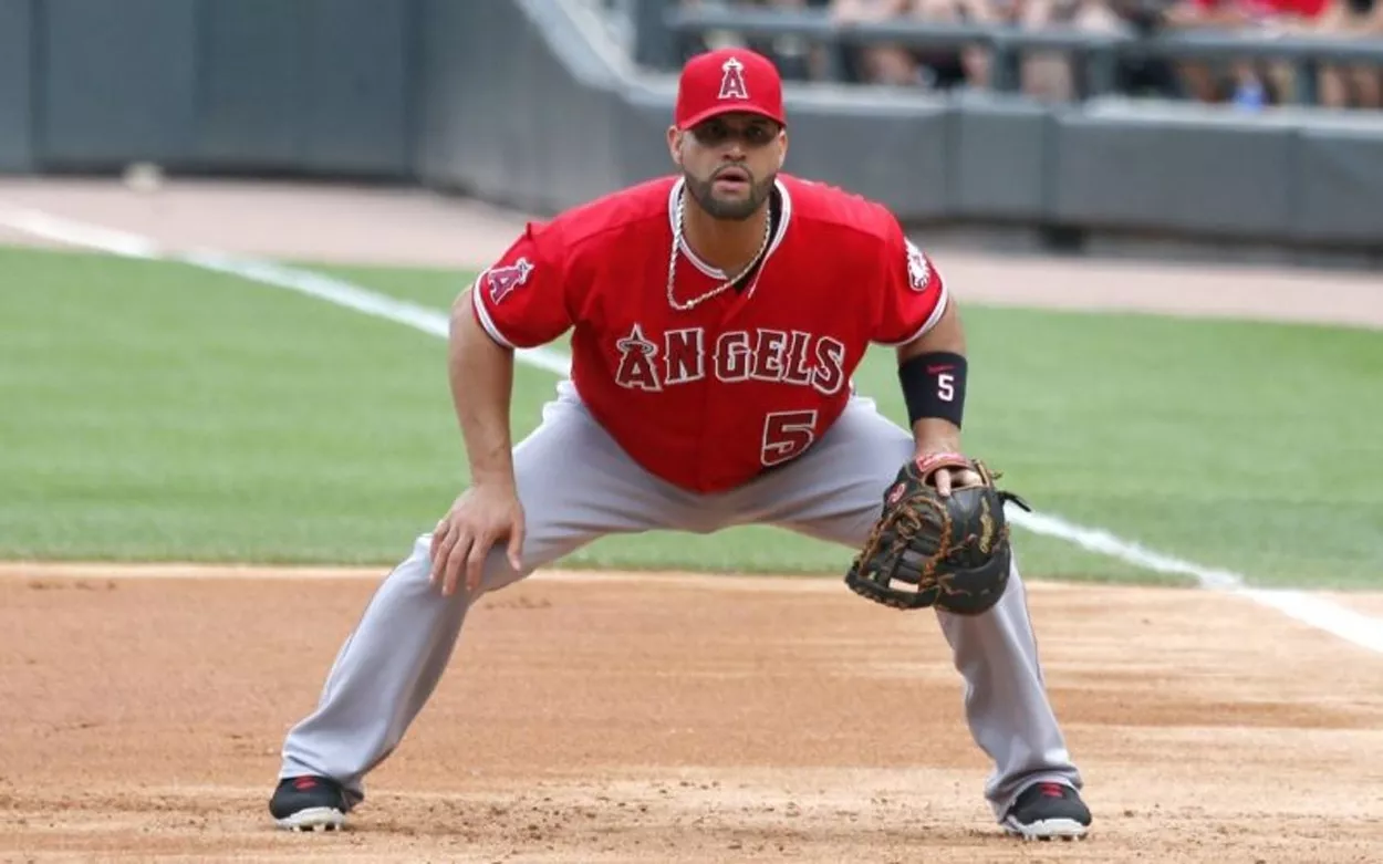 Pujols jugará más a la defensa por Ohtani