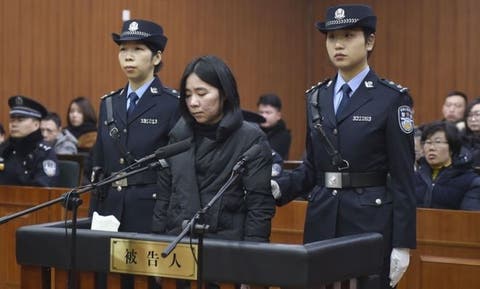 El caso de la niñera china ejecutada por provocar un incendio y matar a la familia para la que trabajaba