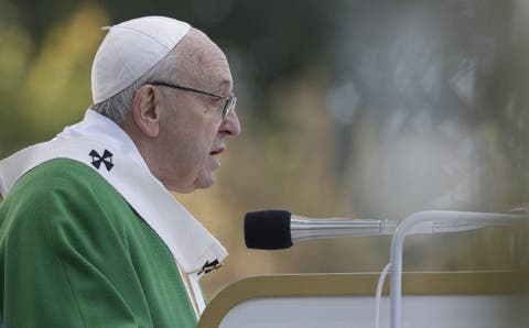 El papa pide atención para detectar los rebrotes de los totalitarismos