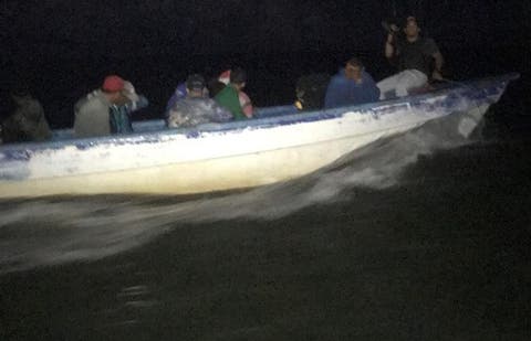 Armada intercepta embarcación con 14 personas que pretendían ir de manera ilegal a Puerto Rico
